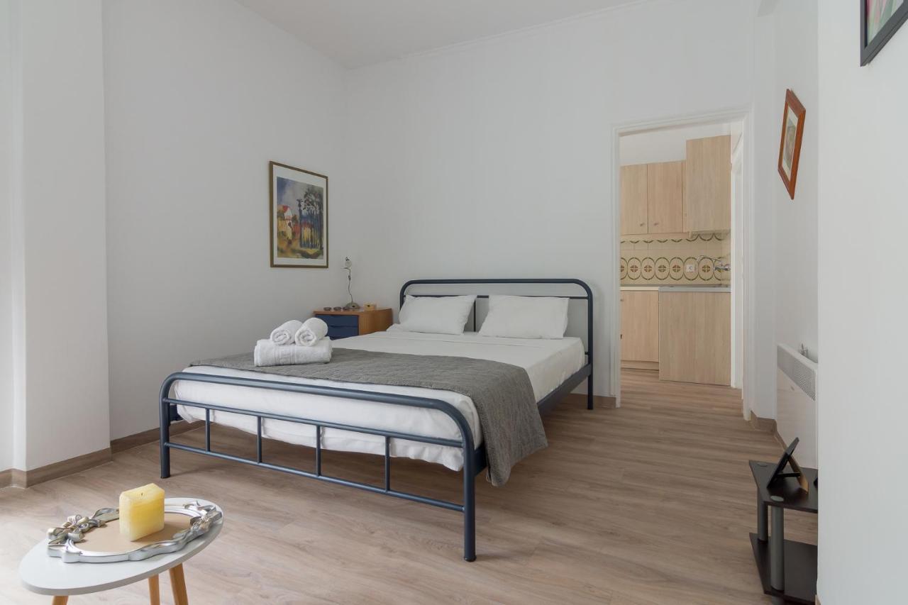 Nice Studio In Pagkrati Atenas Exterior foto